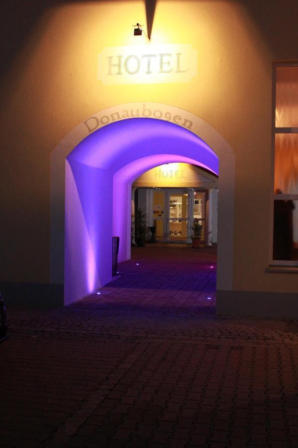 Hotel Am Donaubogen Sarching Exterior foto